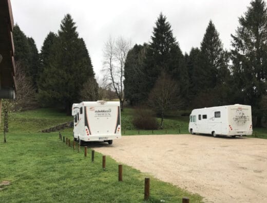 Parking de autocaravanas en Amaiur Maya, Navarra – Puerto Otsondo