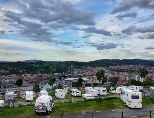 Área de autocaravanas Bilbao Caravan Park en Bilbao, Bizkaia