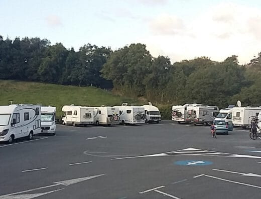 Área de autocaravanas en Bakio, Bizkaia – Playa de Bakio