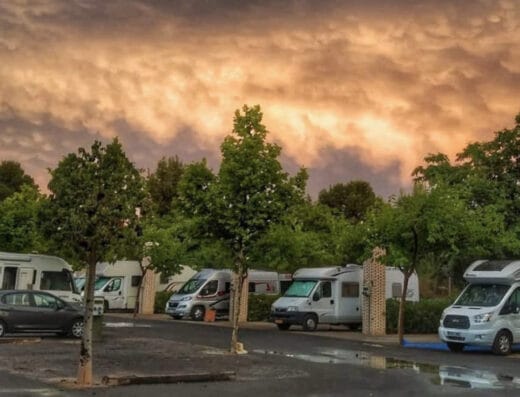 Área de autocaravanas en Bétera – Valencia Camper Park