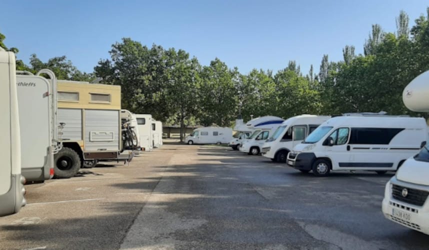 PARKING AUTOCARAVANAS d'occasion pour 60 EUR in Burgos sur WALLAPOP