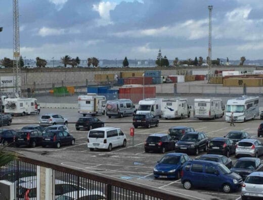 Parking de pernocta en Cádiz – Muelle Reina Sofía