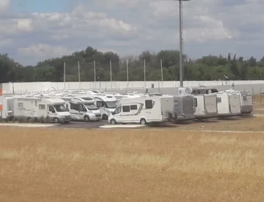 Área de autocaravanas en Fuentes de Andalucía, Sevilla