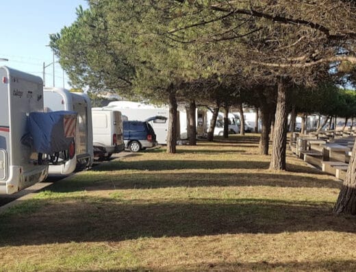 Área de autocaravanas en Gijón – Playa Arbeyal