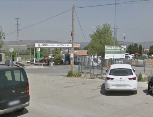 Área de autocaravanas en Huétor Tájar, Granada – Gasolinera CHT