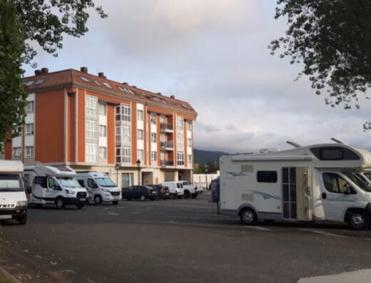 Área de autocaravanas en Padrón, A Coruña – Río Sar