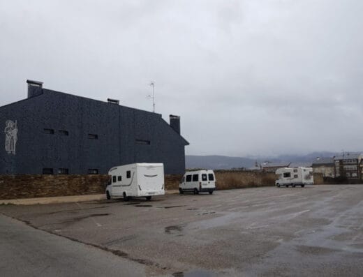 Área de autocaravanas en Ponferrada, León – Albergue Peregrinos