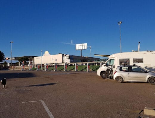 Estación de Servicio El Cisne, Zaragoza
