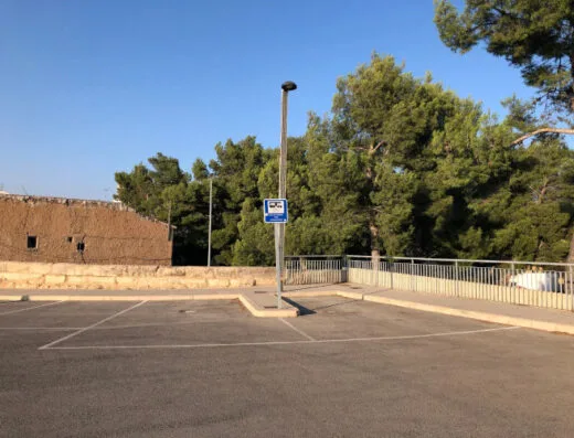 Área de autocaravanas en Almansa, Albacete – Estación Renfe