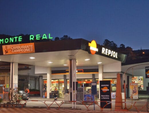 Área de autocaravanas en Baiona, Pontevedra – ES Repsol Monte Real