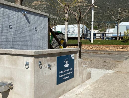 Área camper camping en Sant Llorenç de Montgai – Camping La Noguera