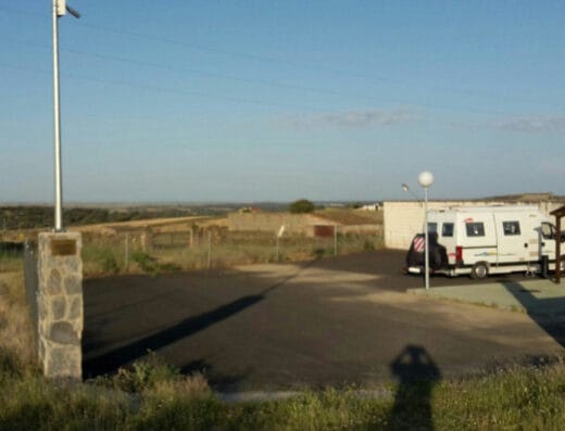 Área de autocaravanas en Deleitosa, Cáceres
