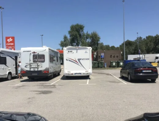 Área de autocaravanas de Garrigás, Girona – Cepsa Empordá