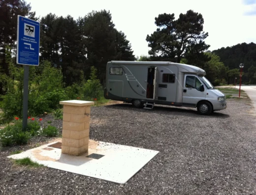 Área de autocaravanas en San Leonardo de Yagüe, Soria