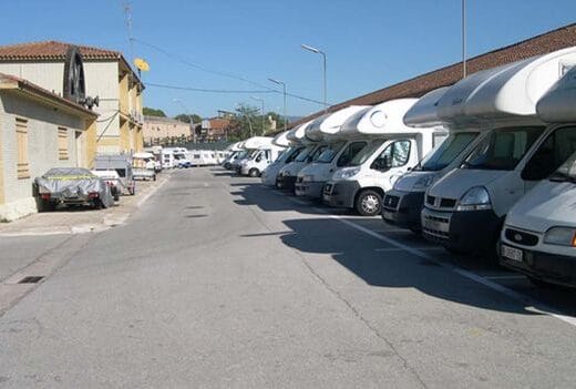 Área de autocaravanas en Lliçà de Vall, Barcelona – Caravaning Vallés