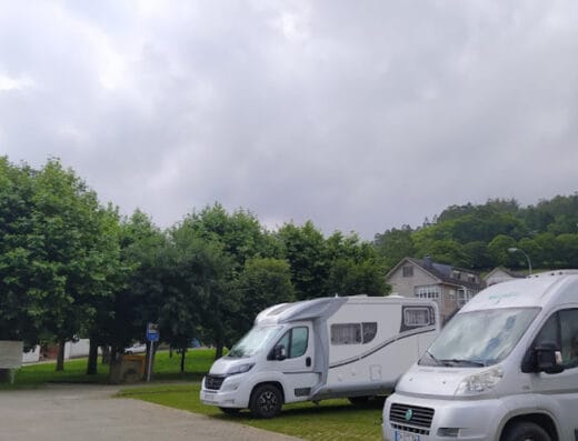 Área de autocaravanas en Mondoñedo, Lugo – Campo dos Paxariños