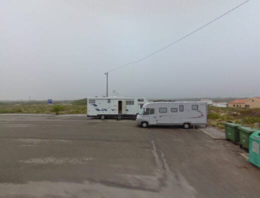 Parking de autocaravanas en Sao Jacinto, Aveiro, Portugal