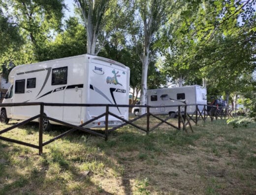 Área de autocaravanas en Sierra de Gata en Torre de Don Miguel