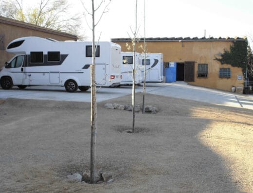 Área de autocaravanas La Granja en Torroella de Montgrí, Girona