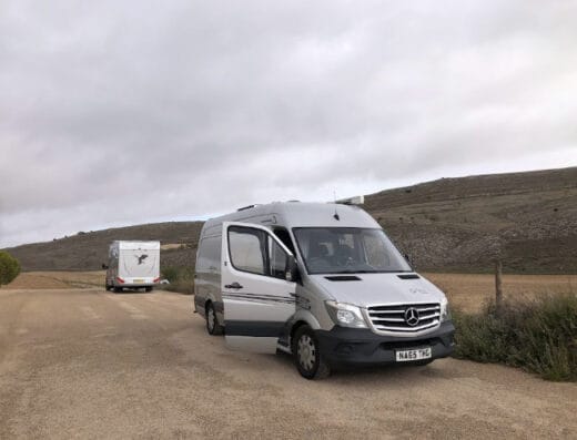 Área de autocaravanas en Uclés, Cuenca – Campo de Fútbol
