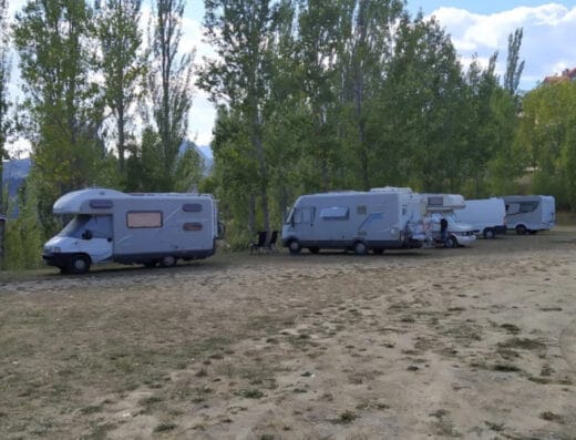 Parking de autocaravanas en Riaño, León – El  Mirador