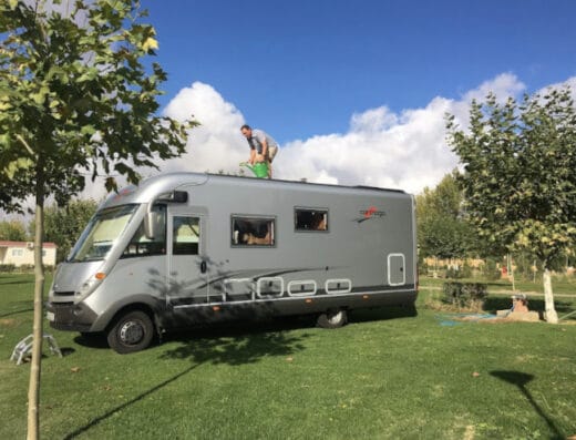 Área camper en Camping Pedro Ponde en Sahagún, León