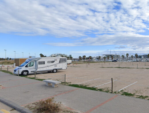 Área de autocaravanas en Denia, Alicante – Playa el Raset