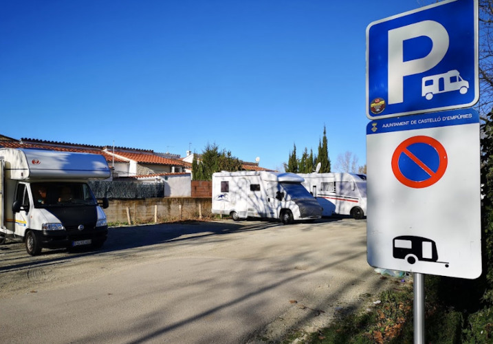 Castelló aprobará en mayo la tasa del parking de autocaravanas con