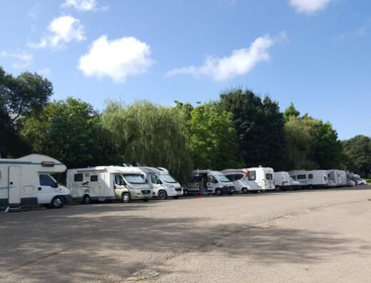 Área de autocaravanas de Cabárceno, Cantabria – Lago del Acebo