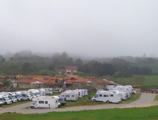 Área autocaravanas Camper Park Santillana del Mar, Cantabria