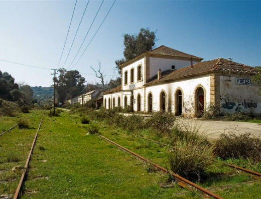Área camper Camino de Hierro en Fregeneda, Salamanca