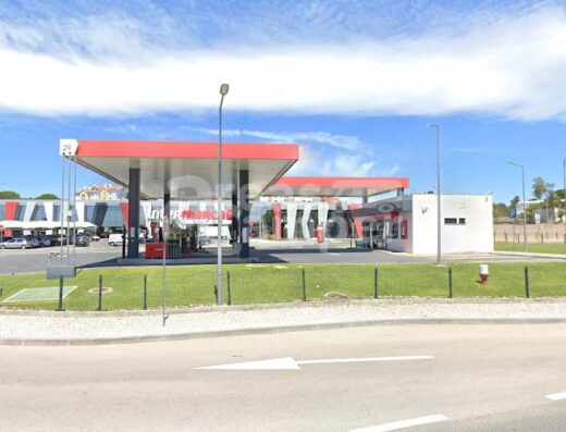 Área de autocaravanas en Abrantes – Intermarché, Portugal