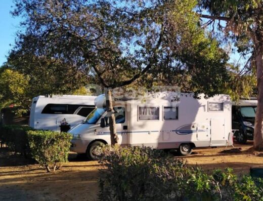 Área camper Camping Praia Armação de Pêra, Portugal