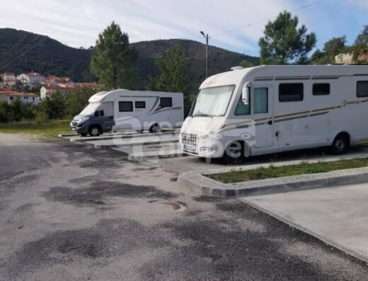 Área de autocaravanas de Loriga, Portugal