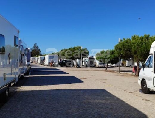 Área de autocaravanas Playa Manta Rota, Portugal