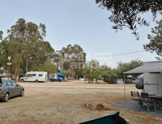 Área camper Camping Milfontes en Vila Nova de Milfontes