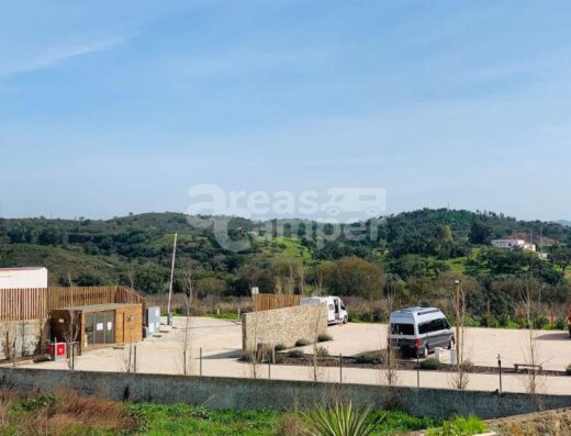 Área de autocaravanas São Marcos da Serra, Portugal
