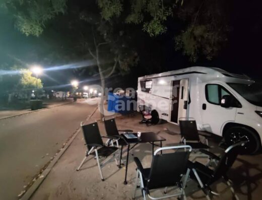 Área camper en Setúbal, Portugal – EcoParque do Outão