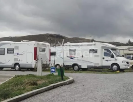 Área de autocaravanas en Aboim da Nobrega – Camping, Portugal
