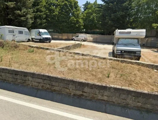 Área de autocaravanas en Nogueira do Cravo – Parque do Senhor das Almas, Portugal