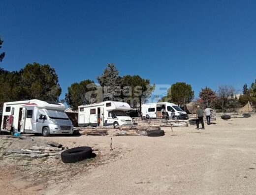 Área de autocaravanas La Serradora en Villanueva del Arzobispo