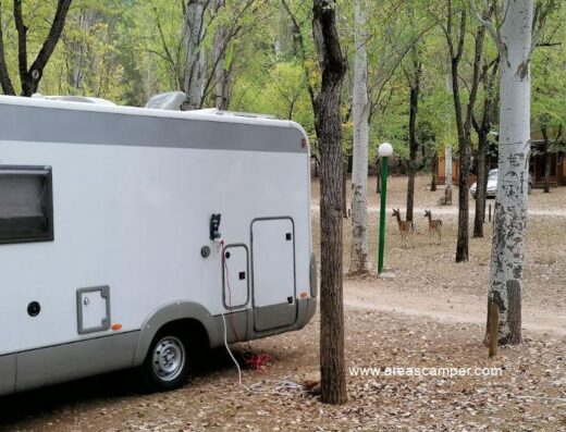 Área camper Camping Puente de las Herrerias en Cazorla