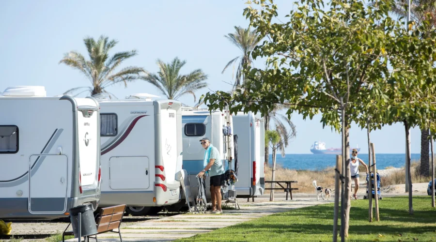 🚐 Autocaravanas: Pros y Contras de Viajar sobre Ruedas